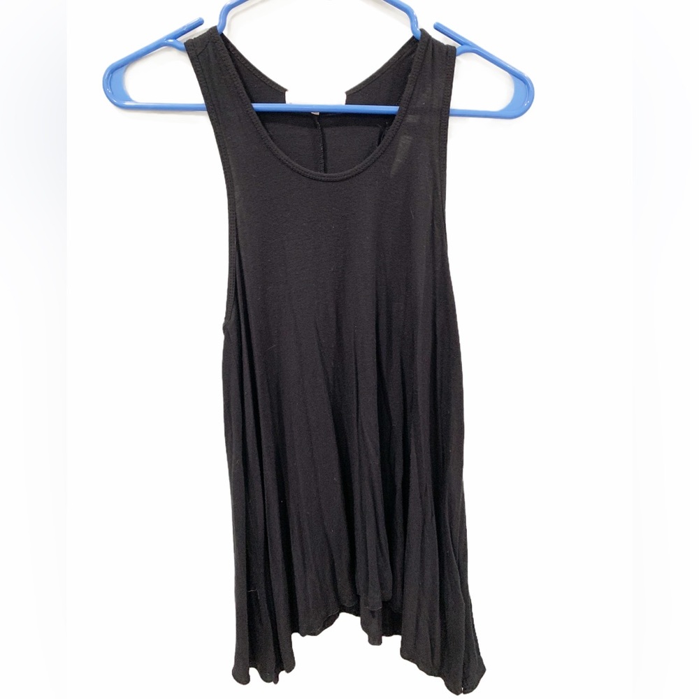 Joah Brown black flowy tank
